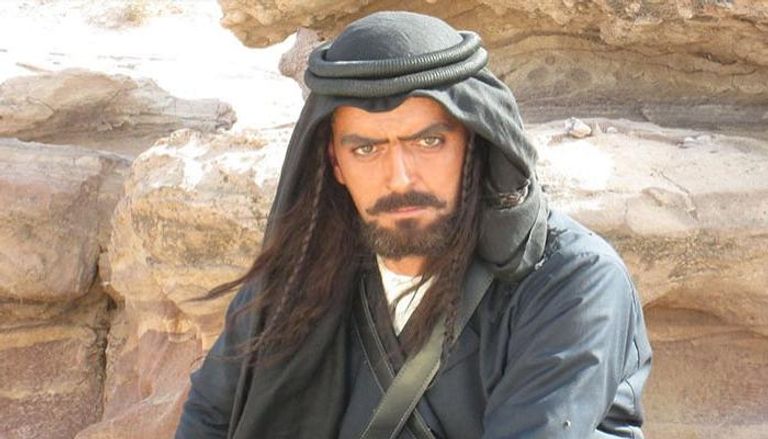 حقيقة وفاة المخرج والممثل الأردني اشرف طلفاح